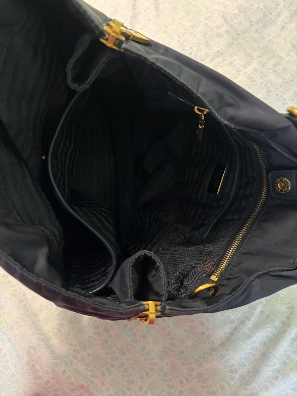RARE Prada Tessuto Nylon Side zip Tote Bag with Leather Trim - Picture 7 of 8